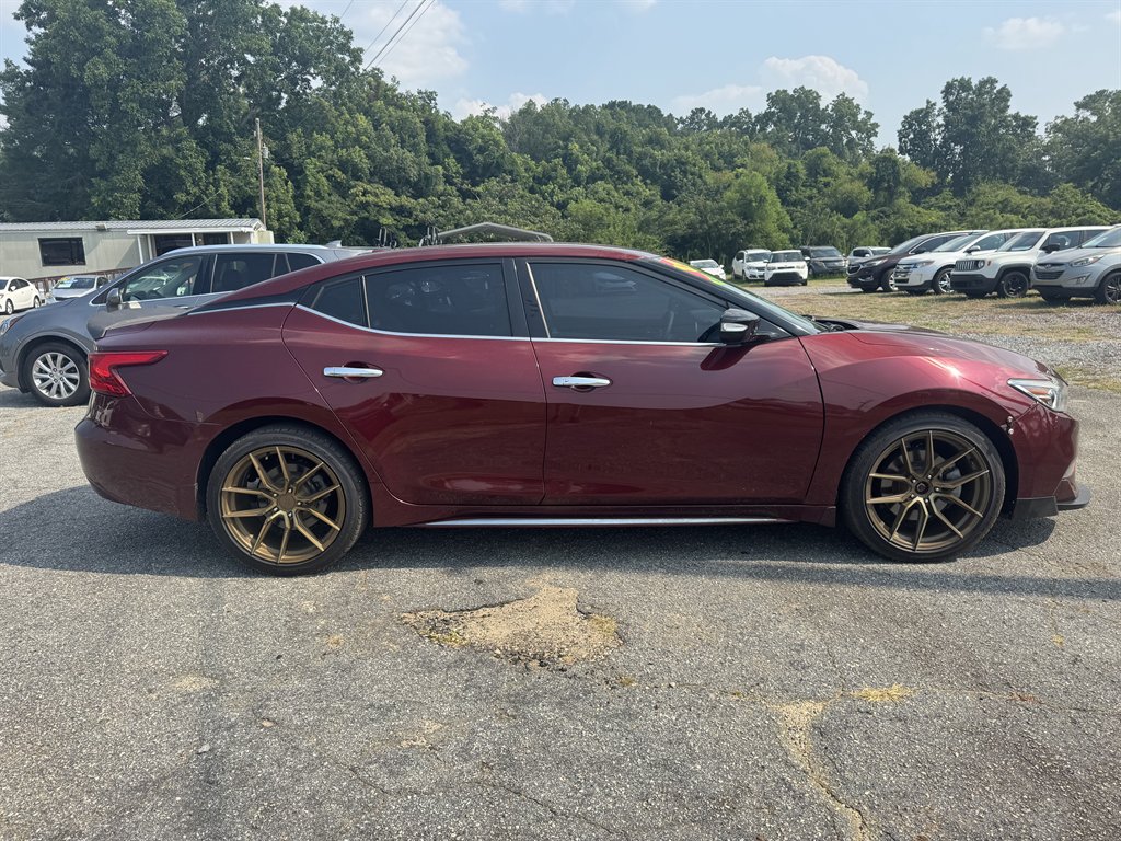 2017 Nissan Maxima