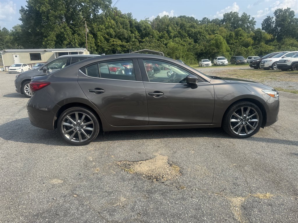 2018 MAZDA MAZDA3