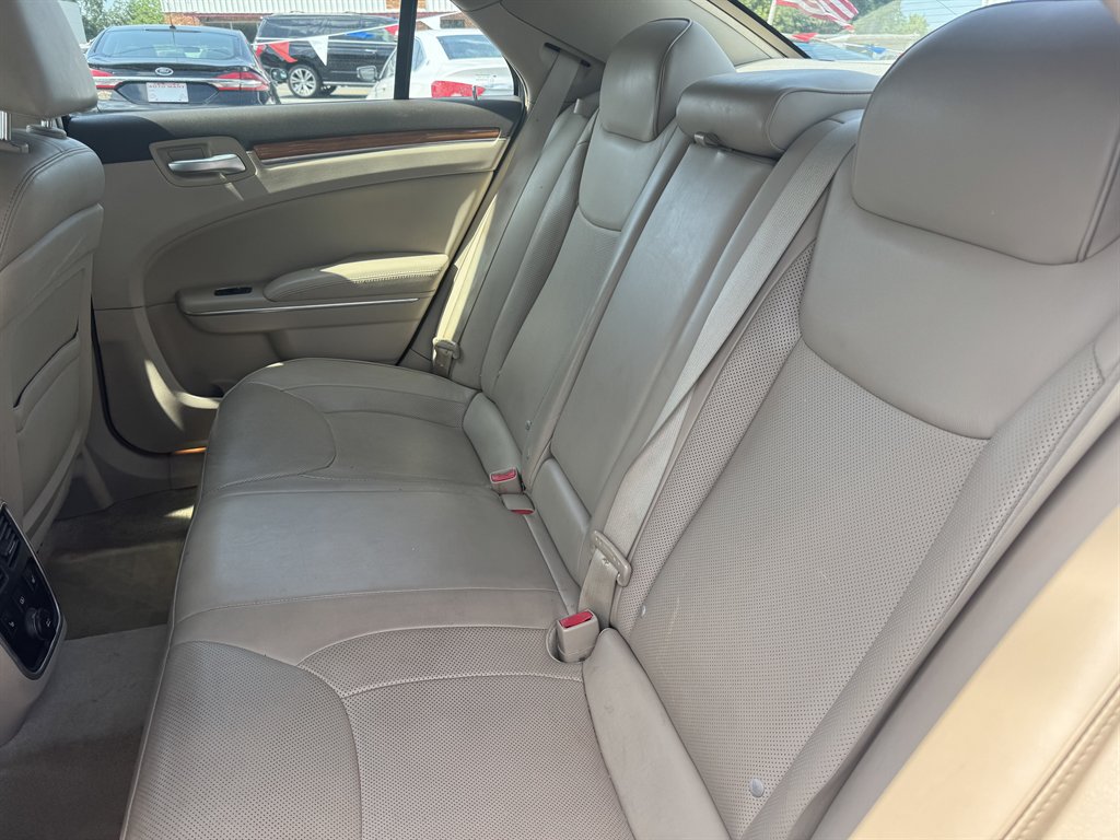 2013 Chrysler 300
