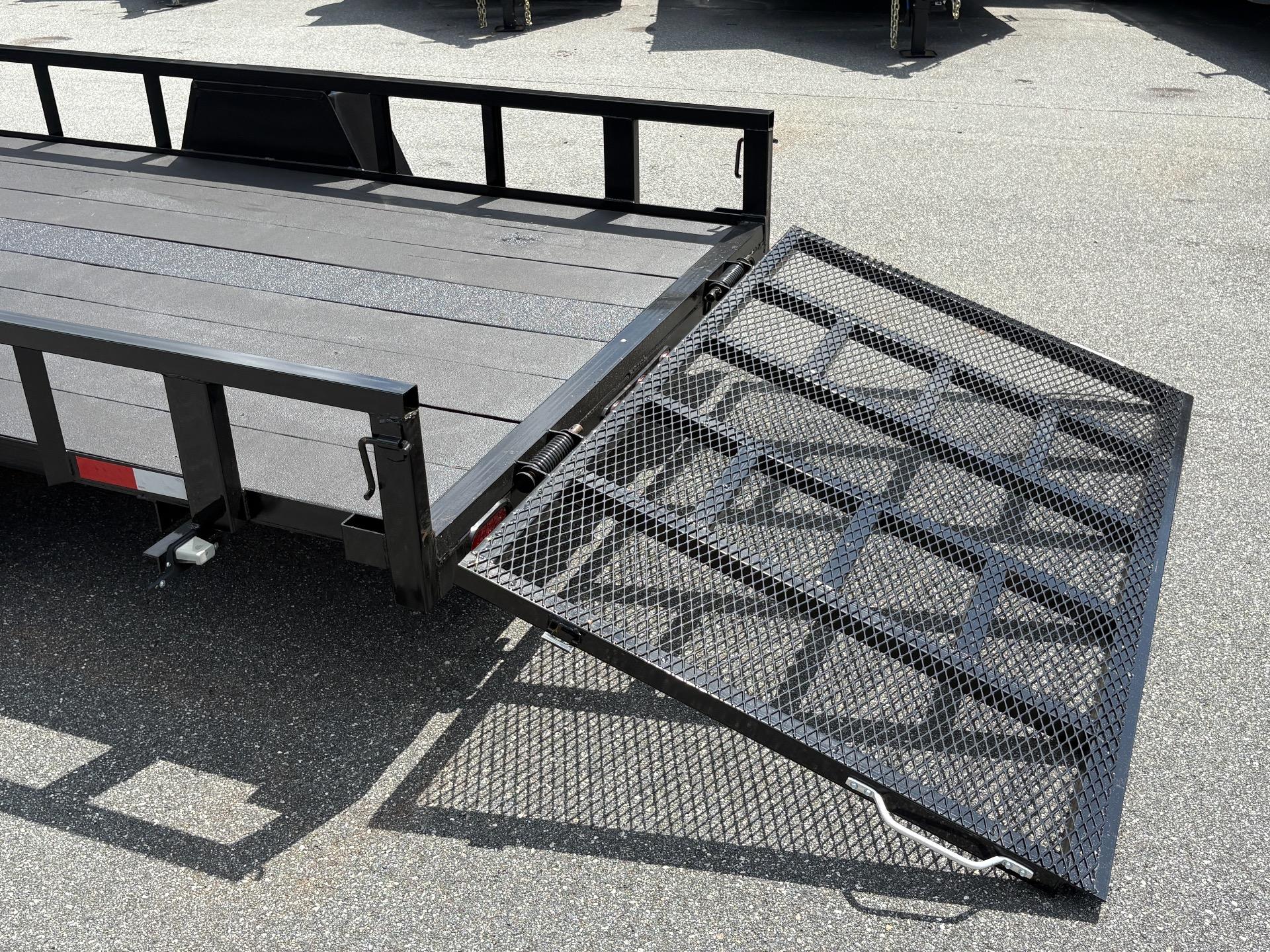 2027 Covered Wagon Trailers Covered Wagon Trailers - $2,400