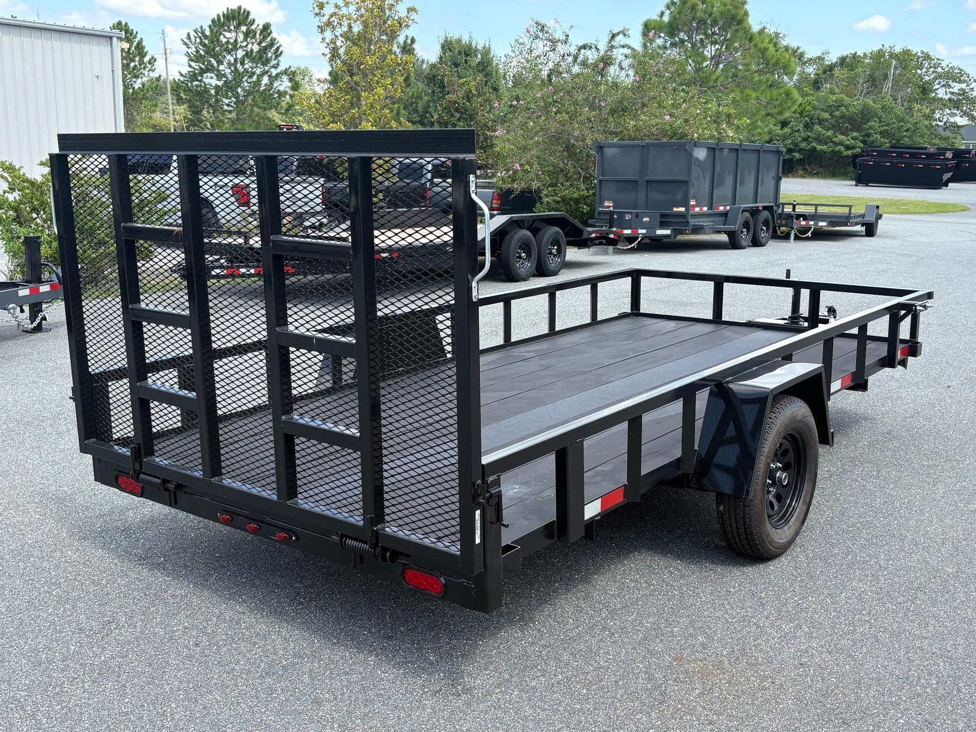 2027 Covered Wagon Trailers Covered Wagon Trailers - $2,400
