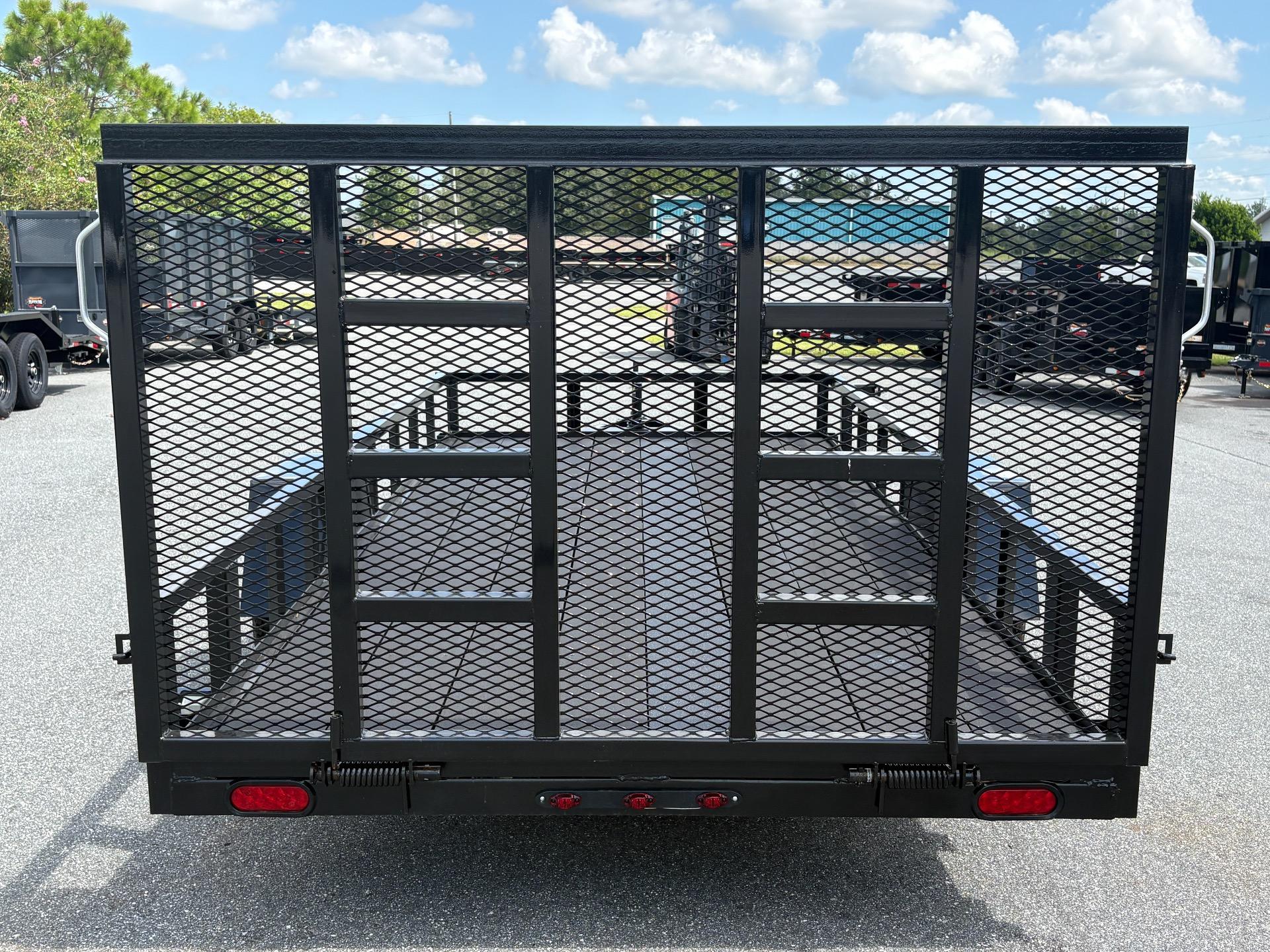 2027 Covered Wagon Trailers Covered Wagon Trailers - $2,400