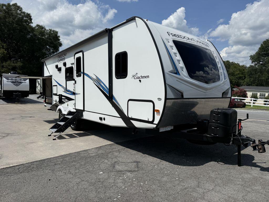 2021 Coachmen Freedom Exress 252RBS - $21,900