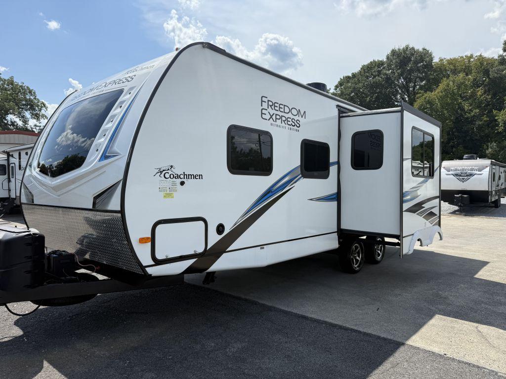 2021 Coachmen Freedom Exress 252RBS - $21,900