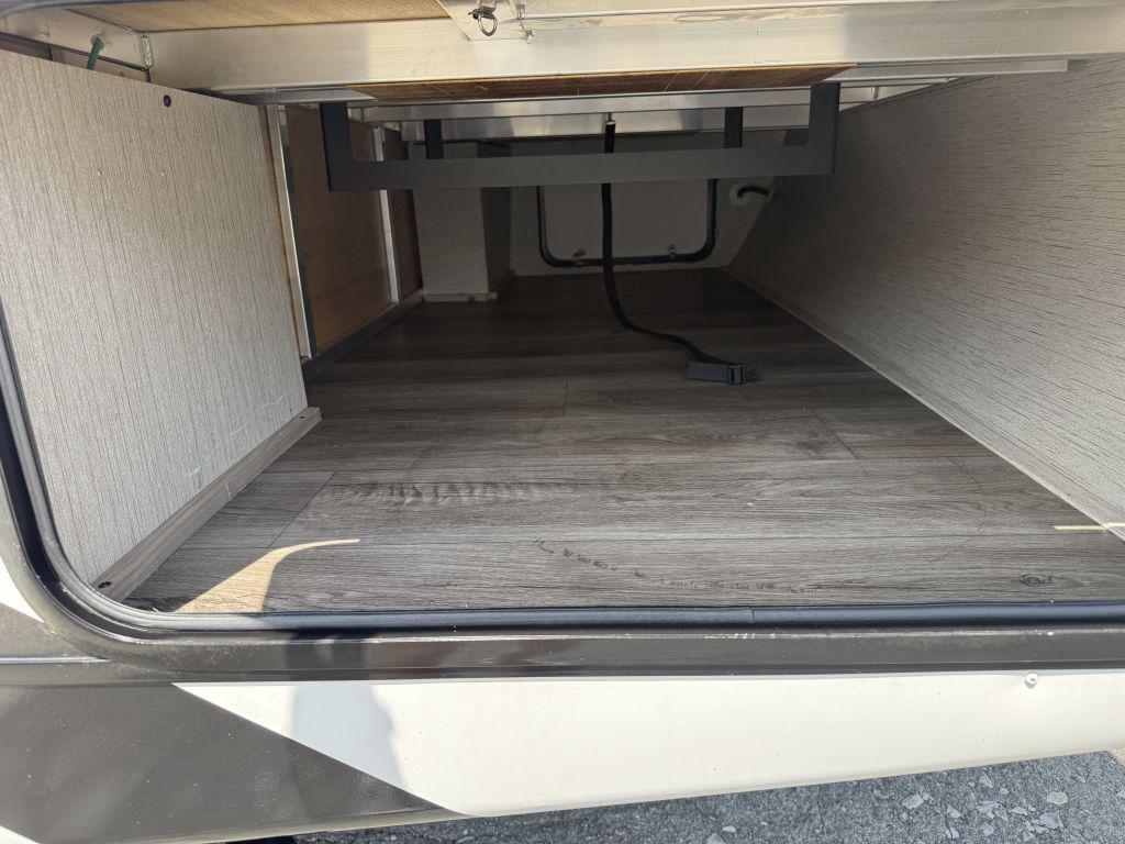 2021 Coachmen Freedom Exress 252RBS - $21,900