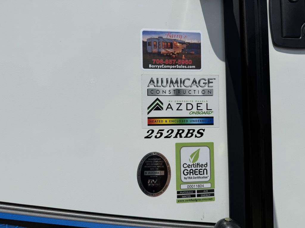 2021 Coachmen Freedom Exress 252RBS - $21,900