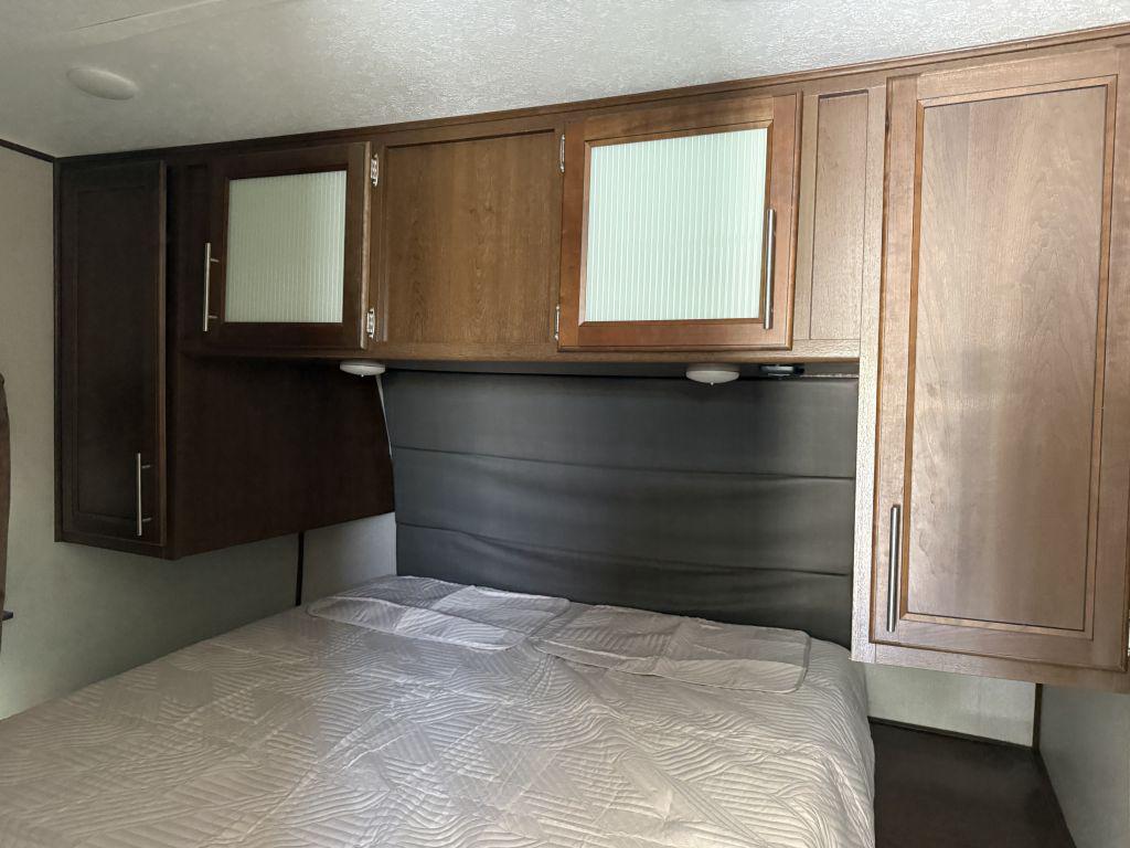 2019 Prime Time Fury 3110 - $22,900