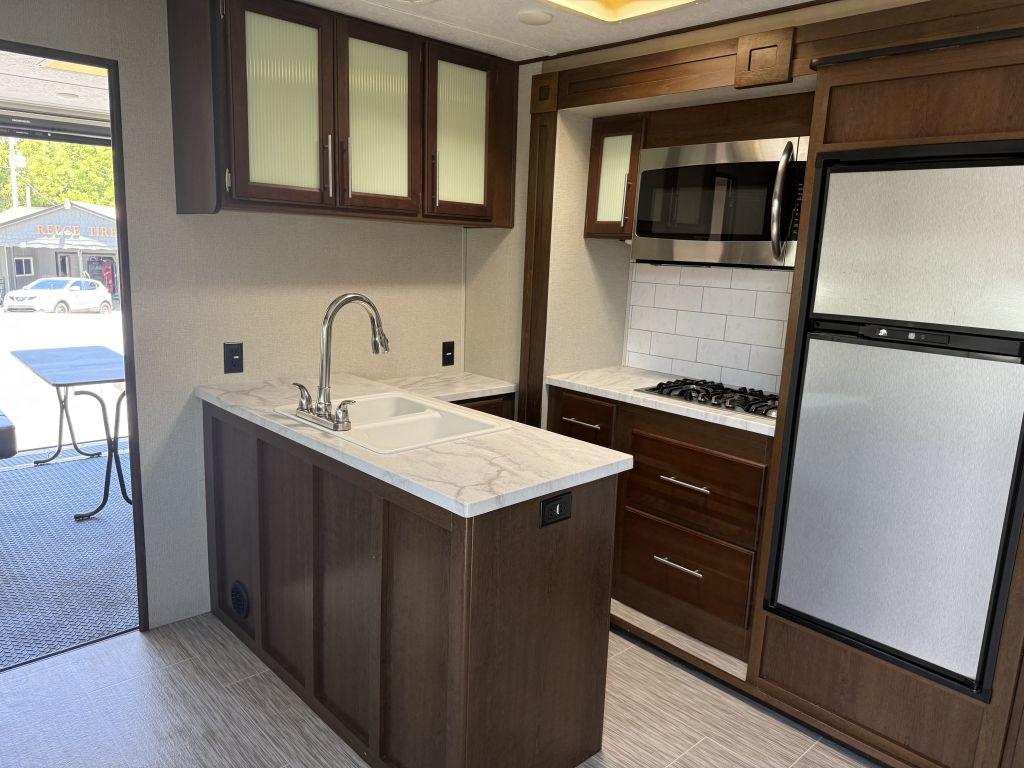 2019 Prime Time Fury 3110 - $22,900