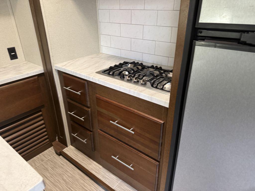 2019 Prime Time Fury 3110 - $22,900