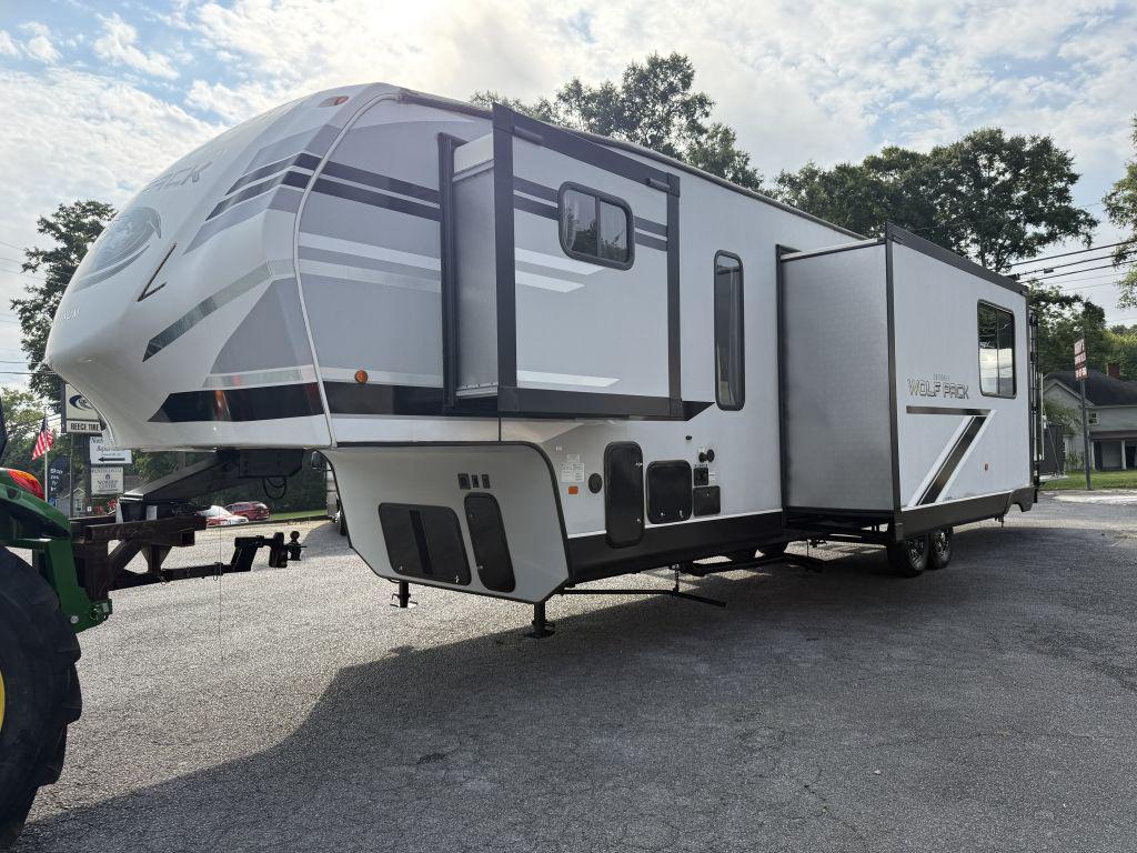 2021 Forest River Wolf Pack 335pack13 - $35,900