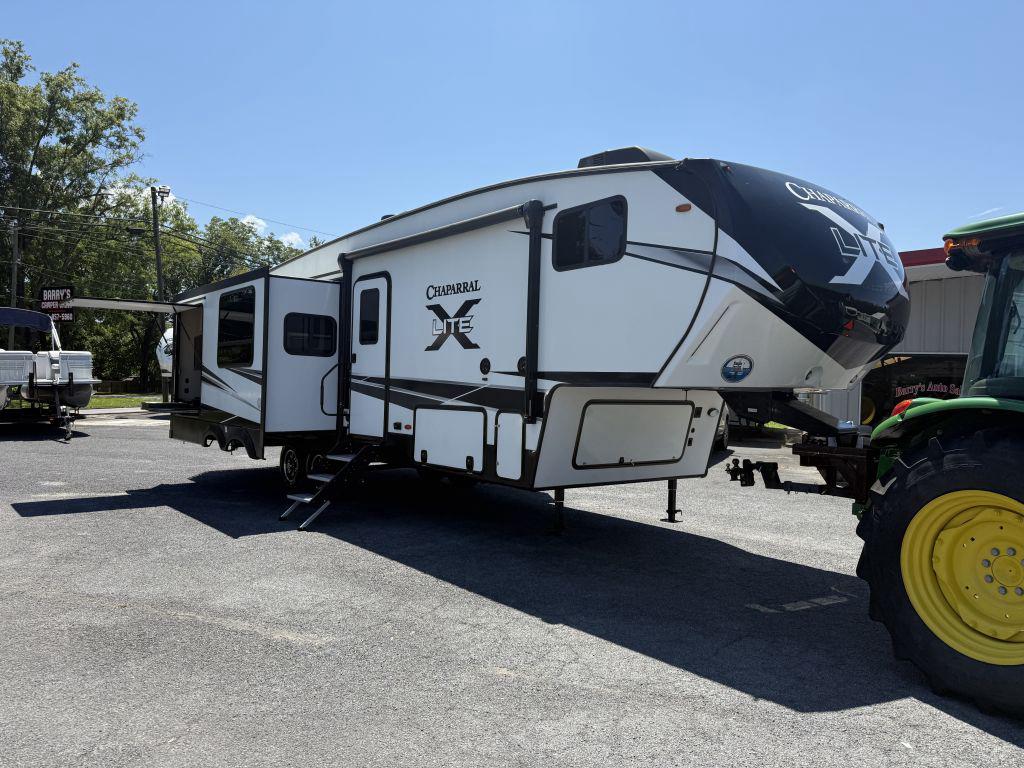 2021 Coachmen Chaparral 284rl - $22,900