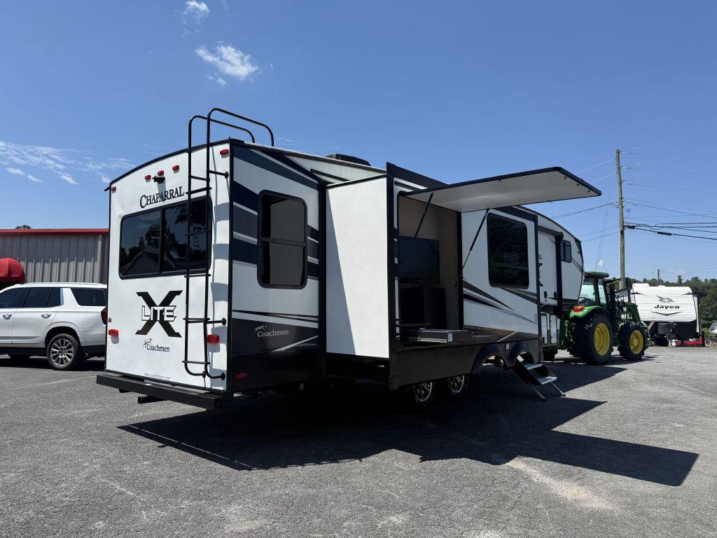 2021 Coachmen Chaparral 284rl - $22,900