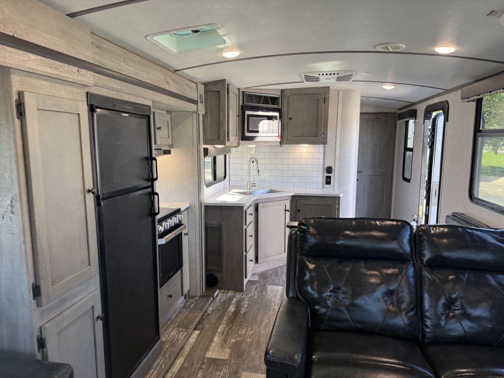 2019 Keystone Outback 341rd - $22,900
