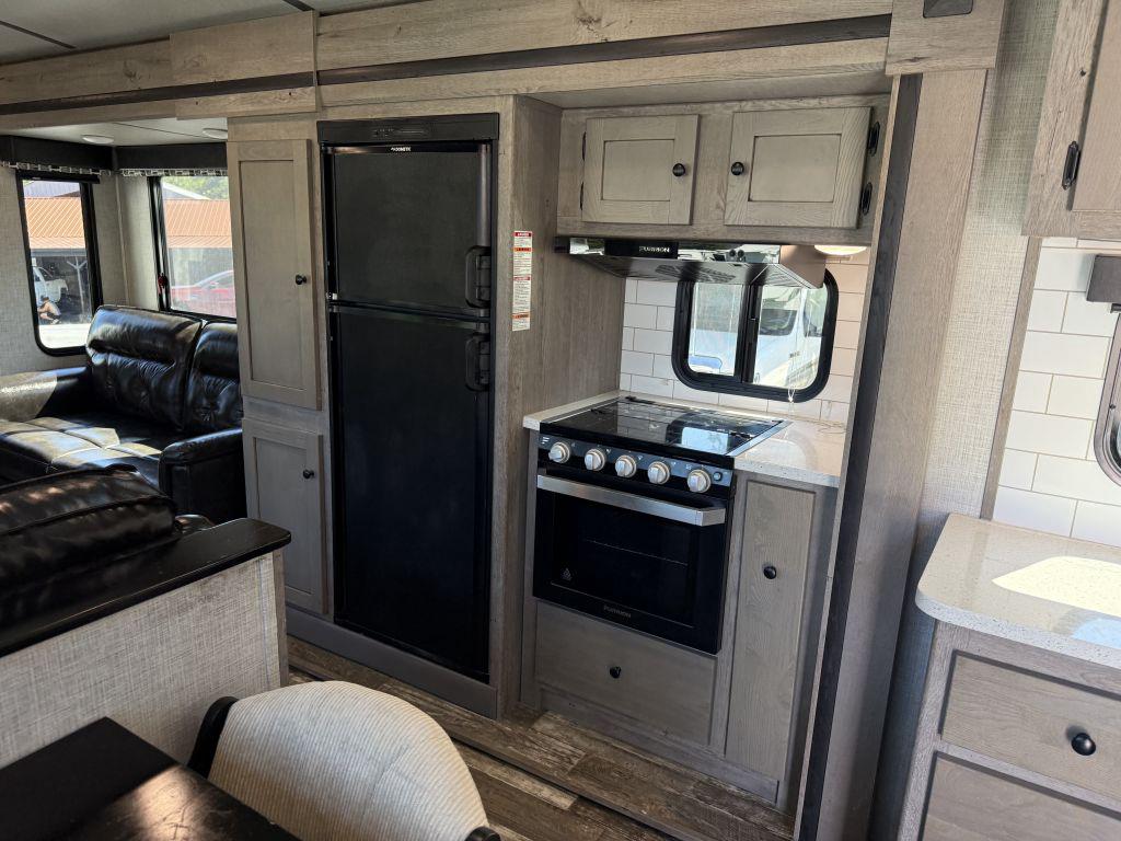 2019 Keystone Outback 341rd - $22,900