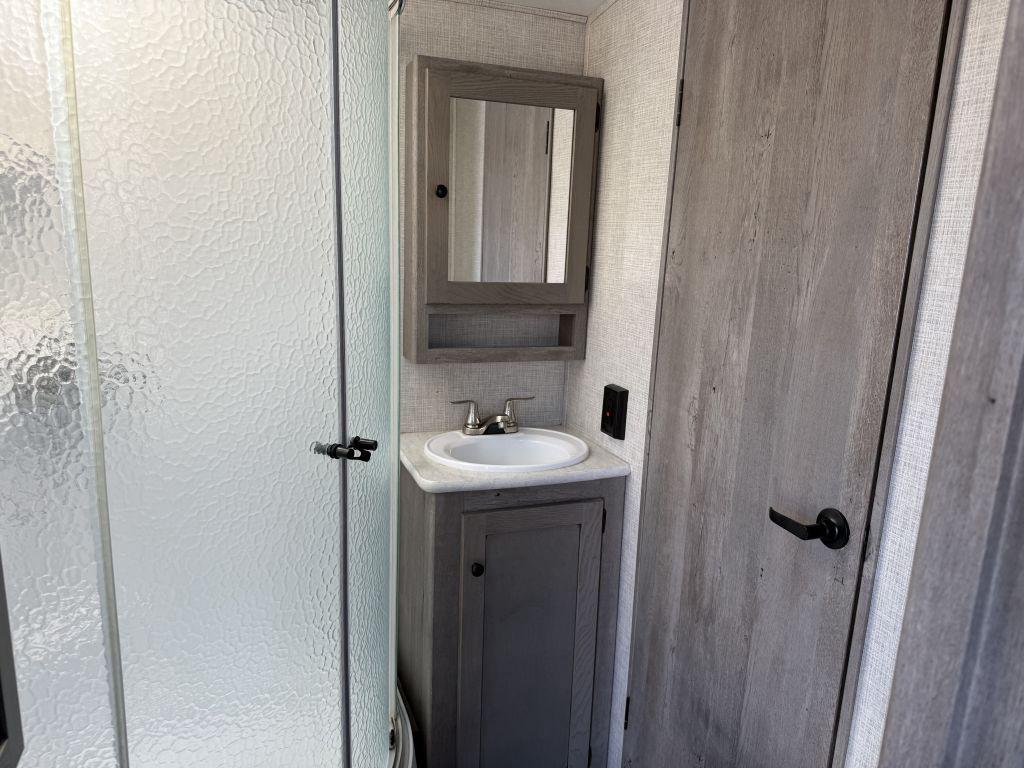 2019 Keystone Outback 341rd - $22,900