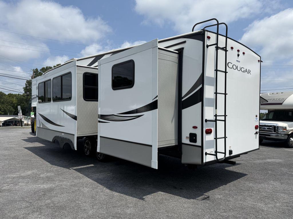 2022 Keystone Cougar 32bhs - $28,900