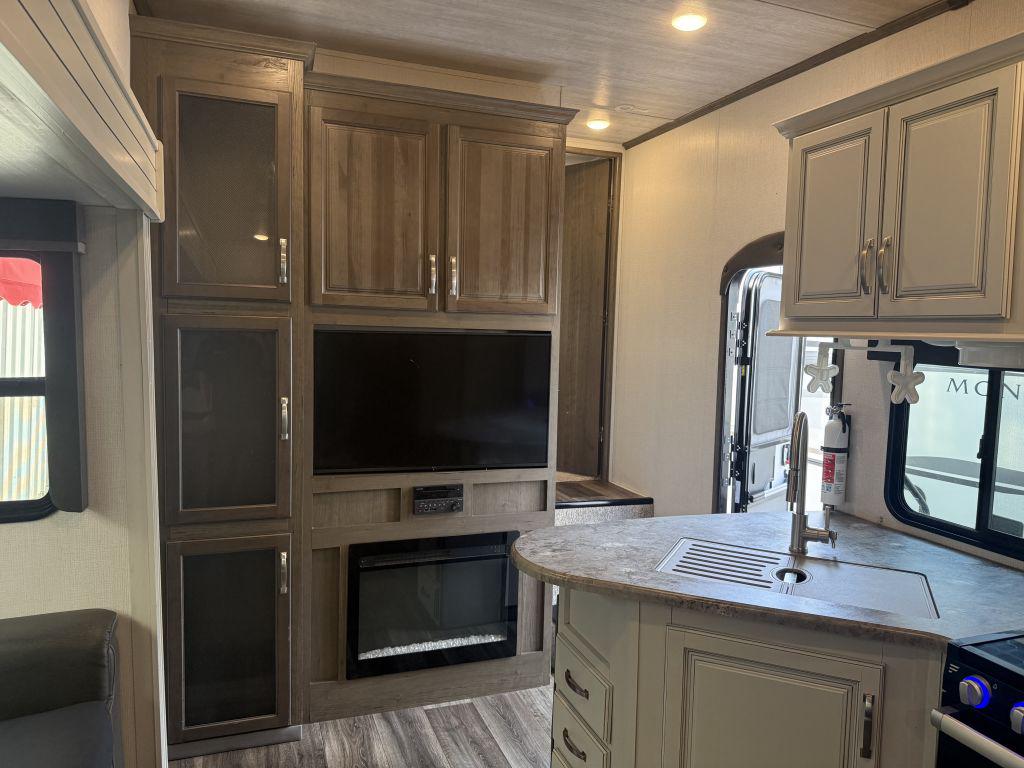 2022 Keystone Cougar 32bhs - $28,900