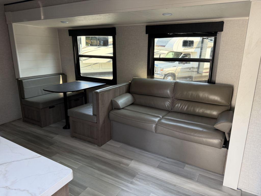 2025 Highland Rv Open Range 26bhs - $23,900