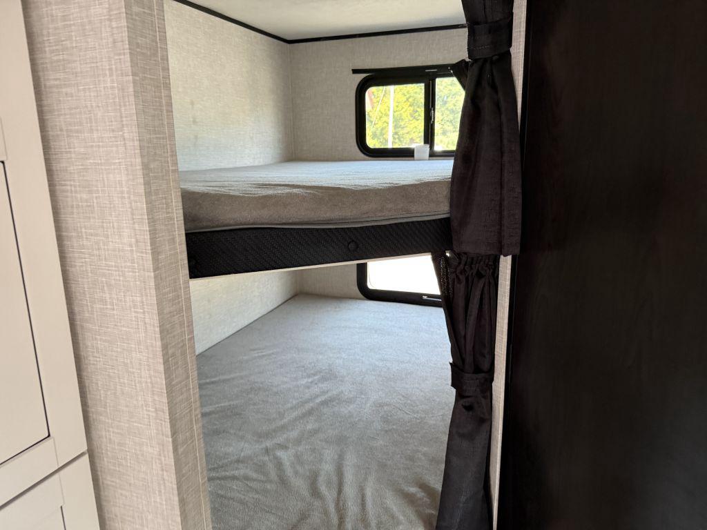 2025 Highland Rv Open Range 26bhs - $23,900