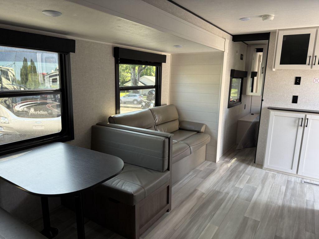 2025 Highland Rv Open Range 26bhs - $23,900