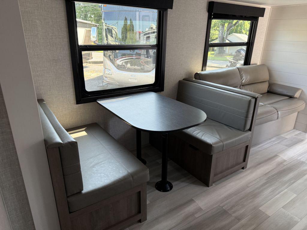 2025 Highland Rv Open Range 26bhs - $23,900