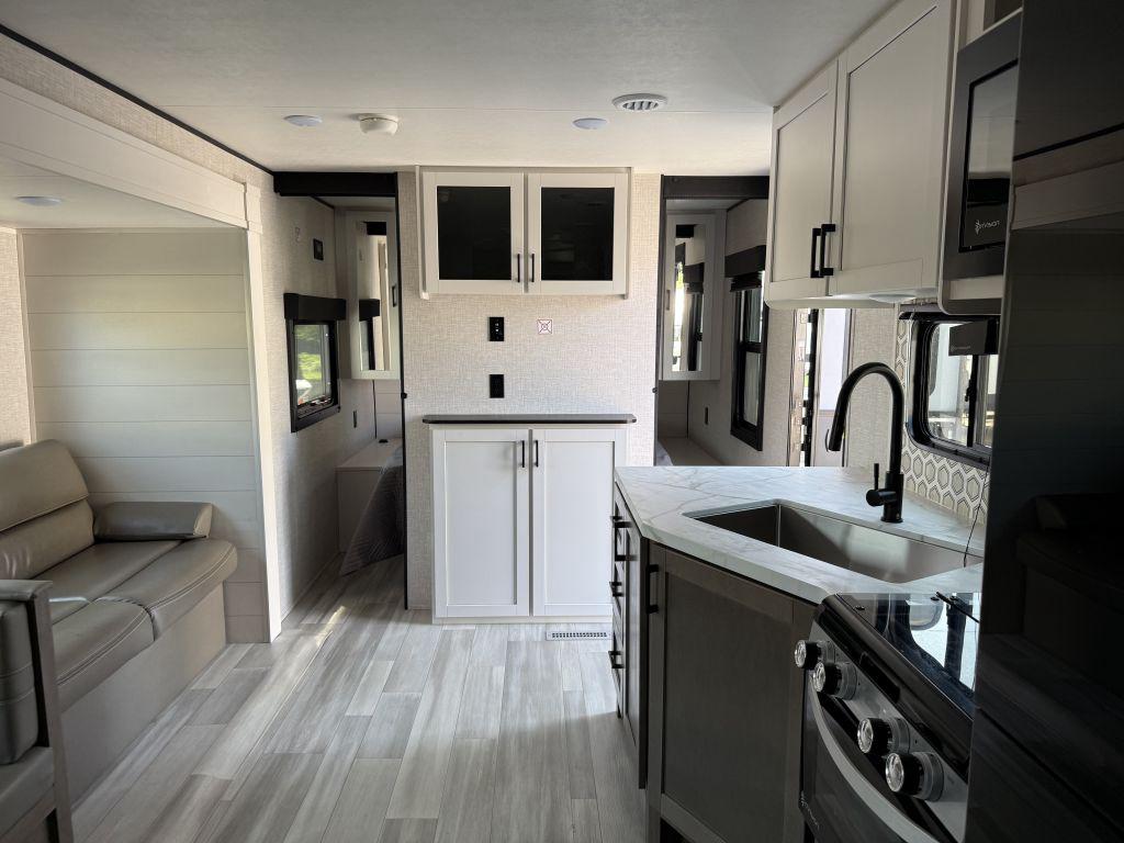 2025 Highland Rv Open Range 26bhs - $23,900