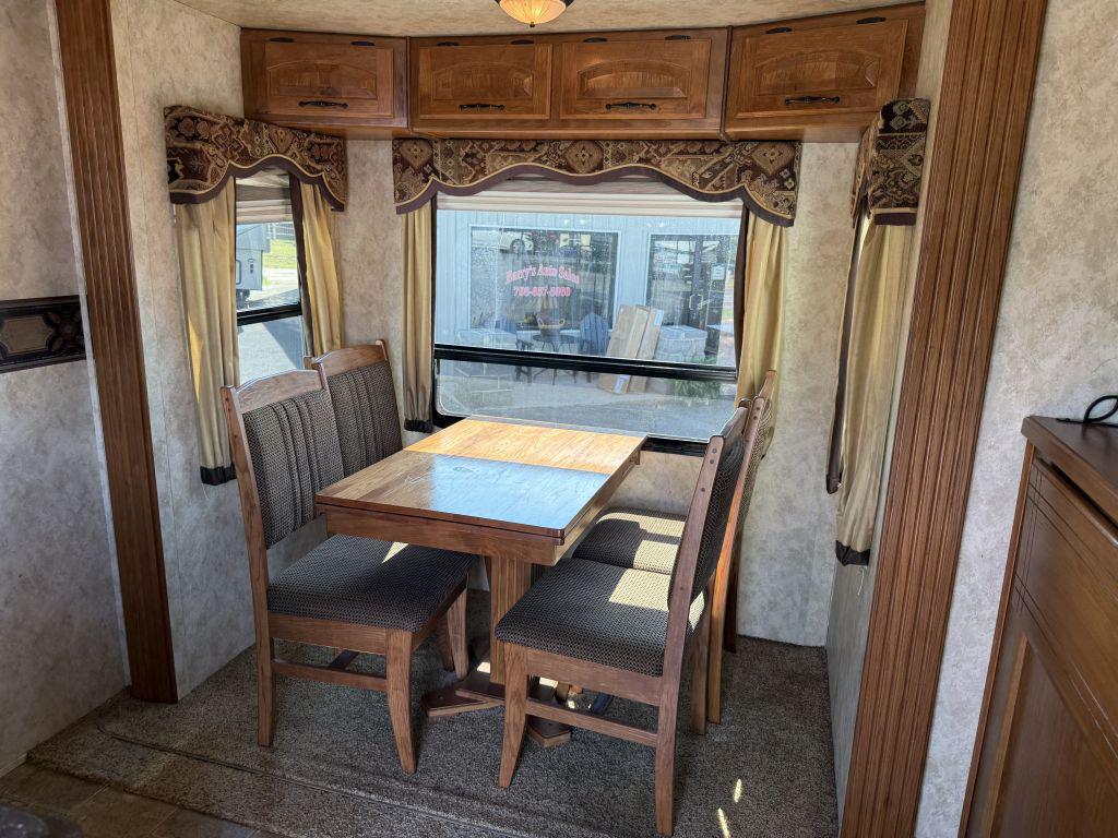 2010 Keystone Montana 3750fl - $13,900