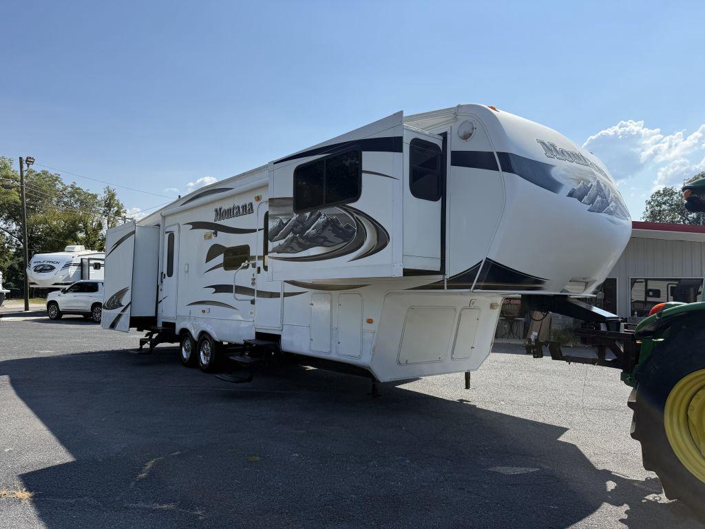 2010 Keystone Montana 3750fl - $13,900