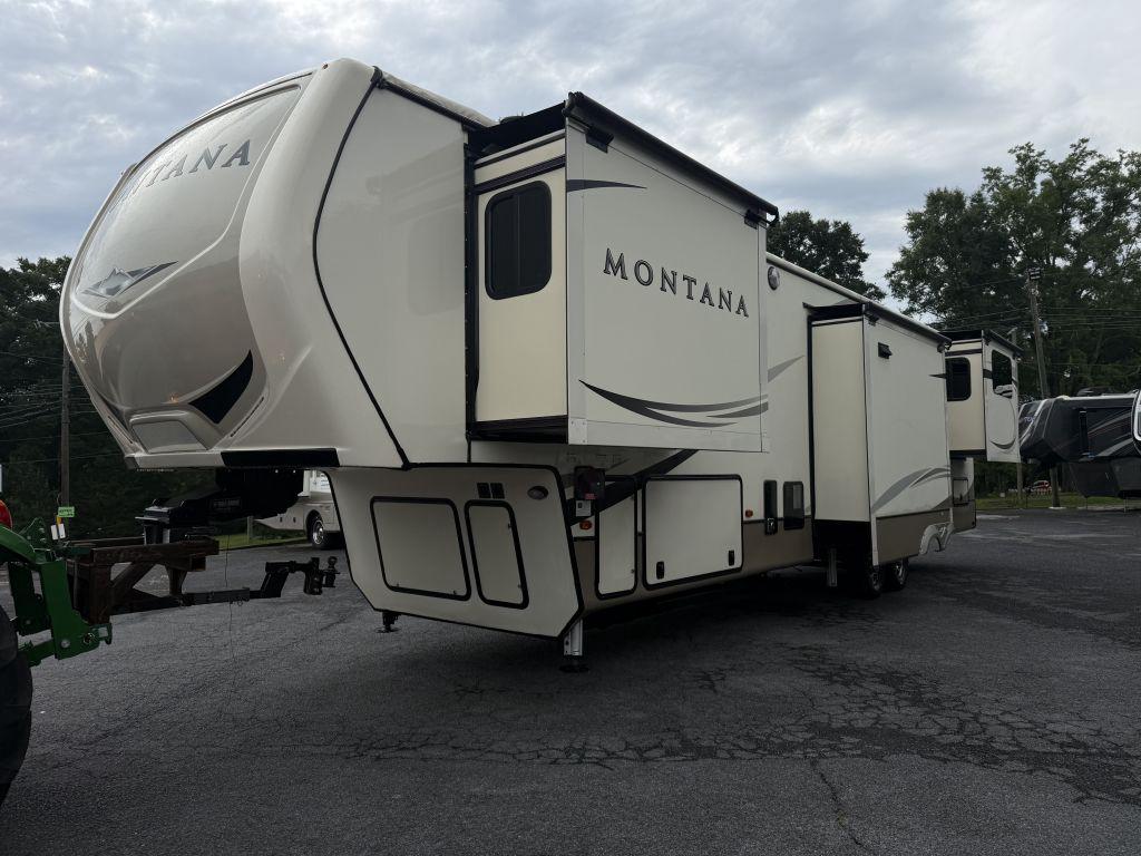 2018 Keystone Montana 3791rd - $34,900