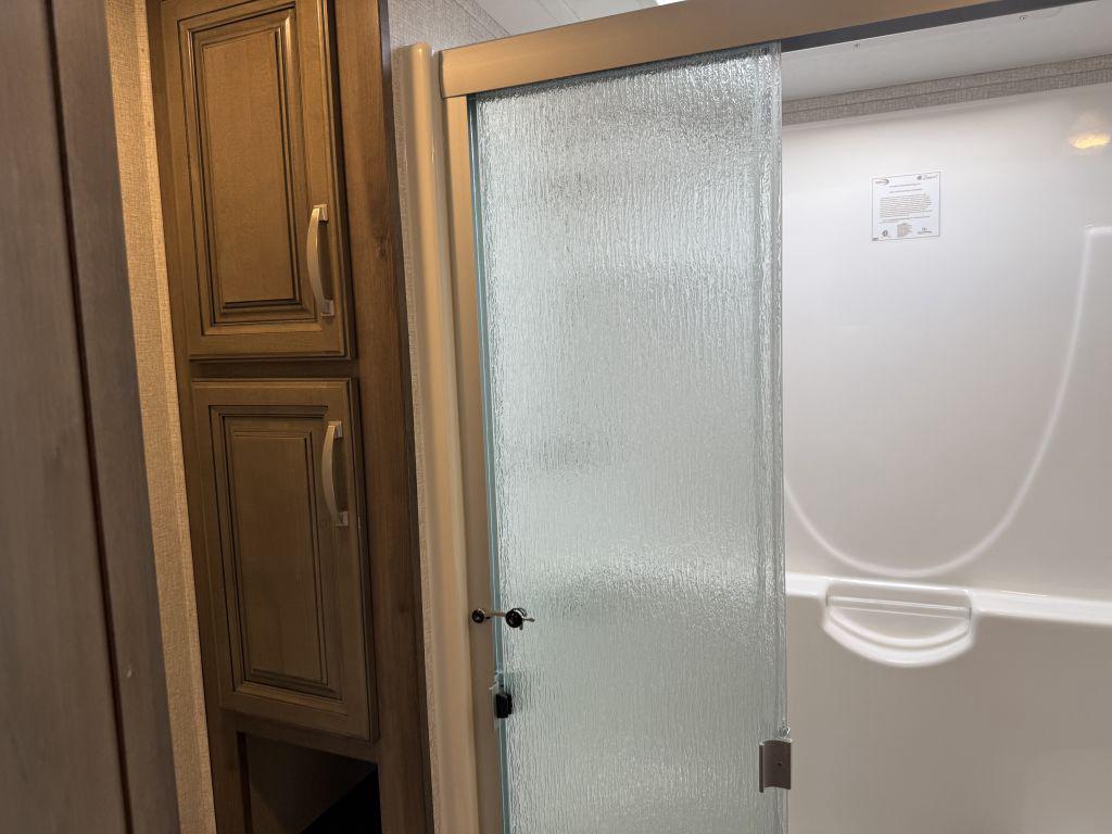 2018 Keystone Montana 3791rd - $34,900