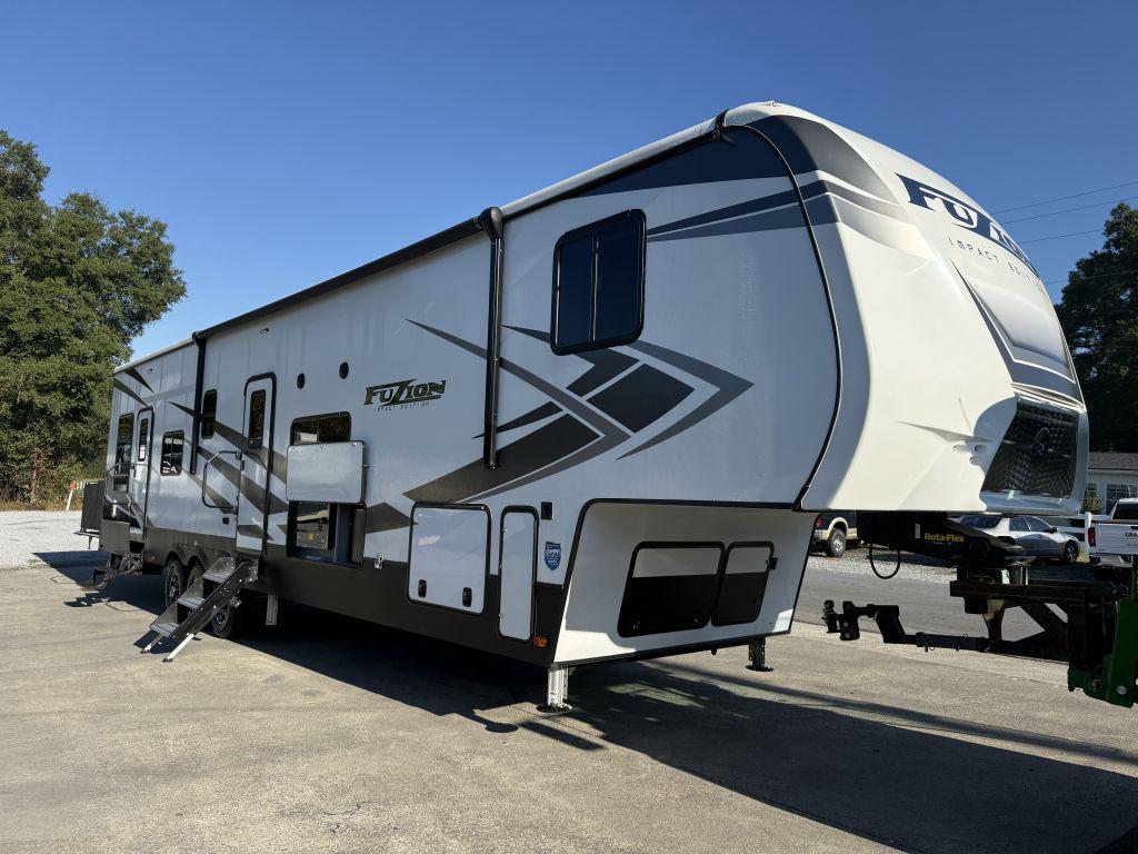 2020 Keystone Fuzion 415 - $44,900