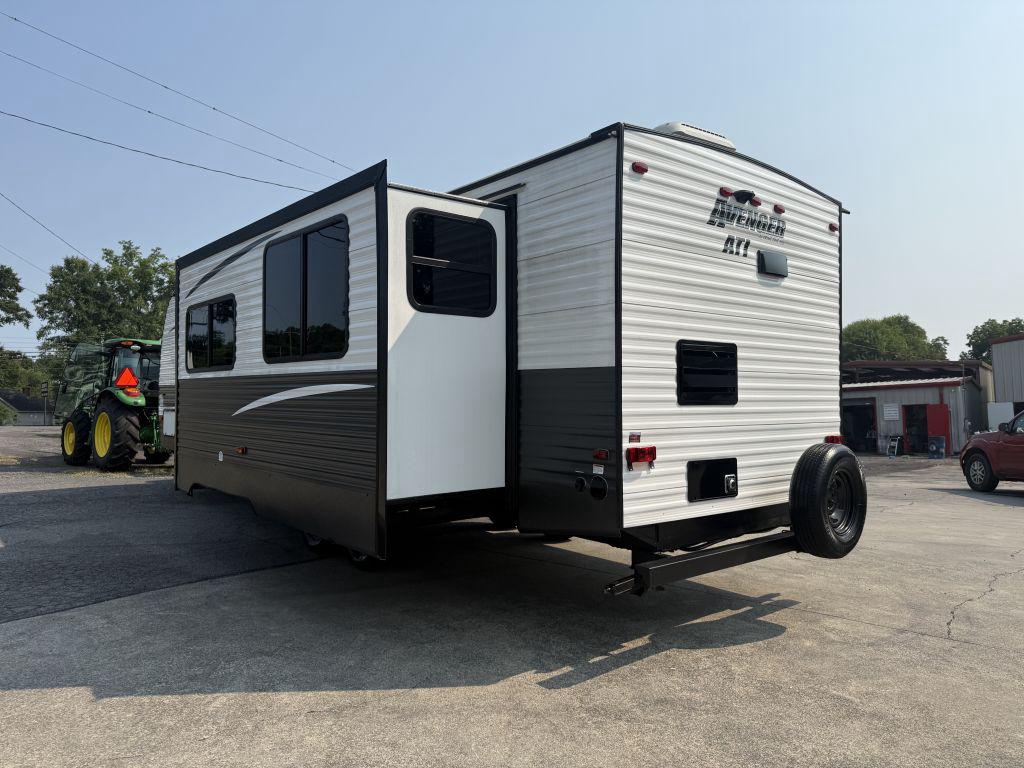 2019 Prime Time Avenger 27rks - $13,900