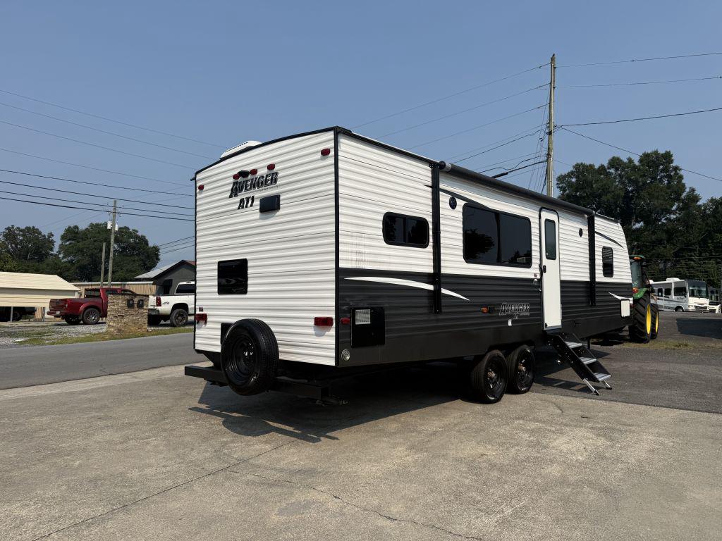 2019 Prime Time Avenger 27rks - $13,900