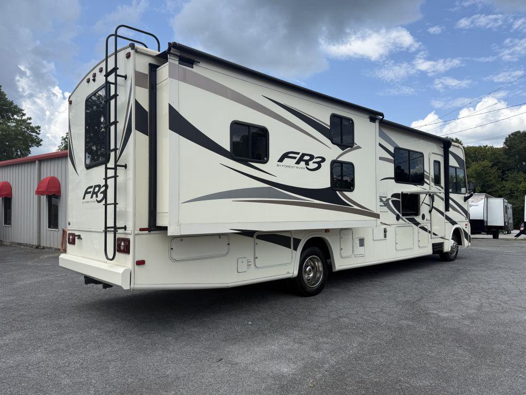 2018 Forest River Fr3 32ds - $52,900