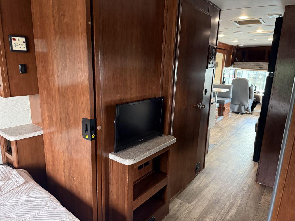 2018 Forest River Fr3 32ds - $52,900