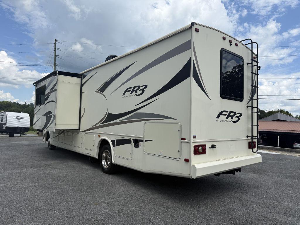 2018 Forest River Fr3 32ds - $52,900