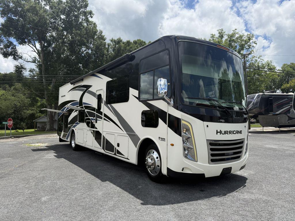 2021 Thor Hurricane 34j - $79,900
