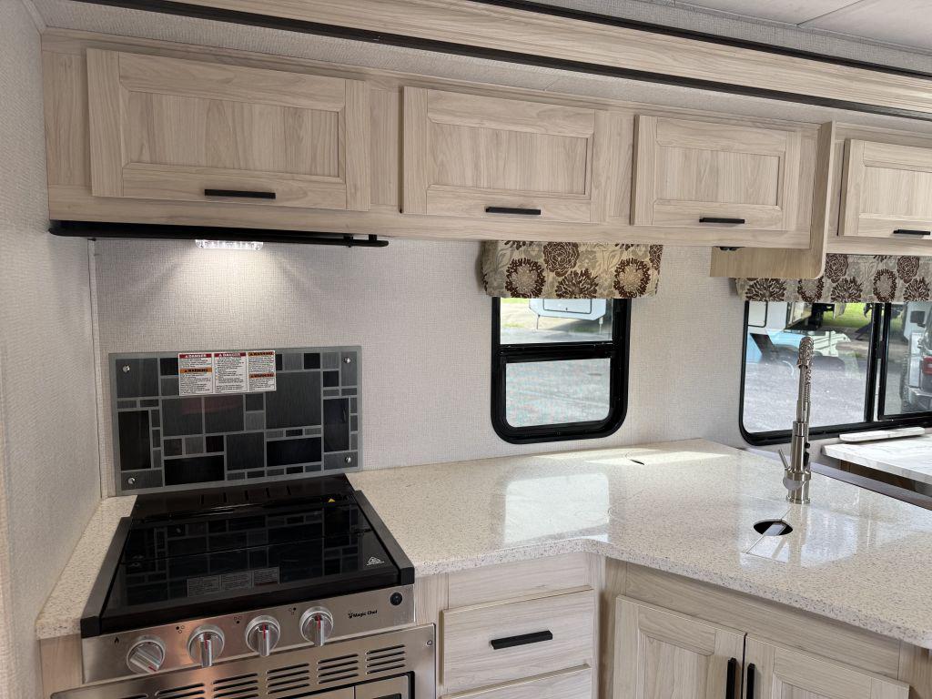 2020 Forest River Forester 3051s - $58,900