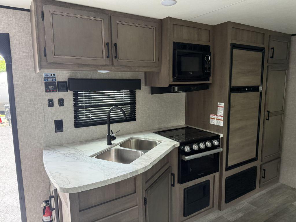 2022 Jayco Jayflight 267bhs - $18,900