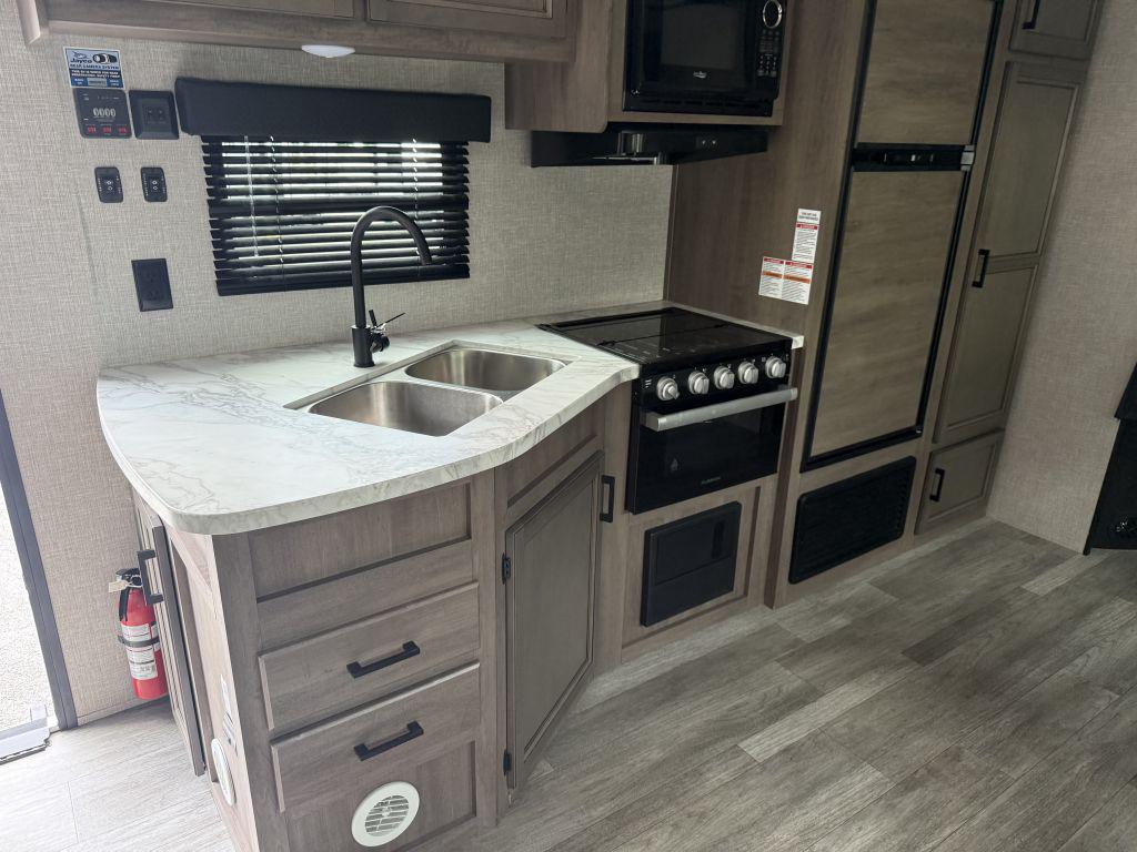 2022 Jayco Jayflight 267bhs - $18,900