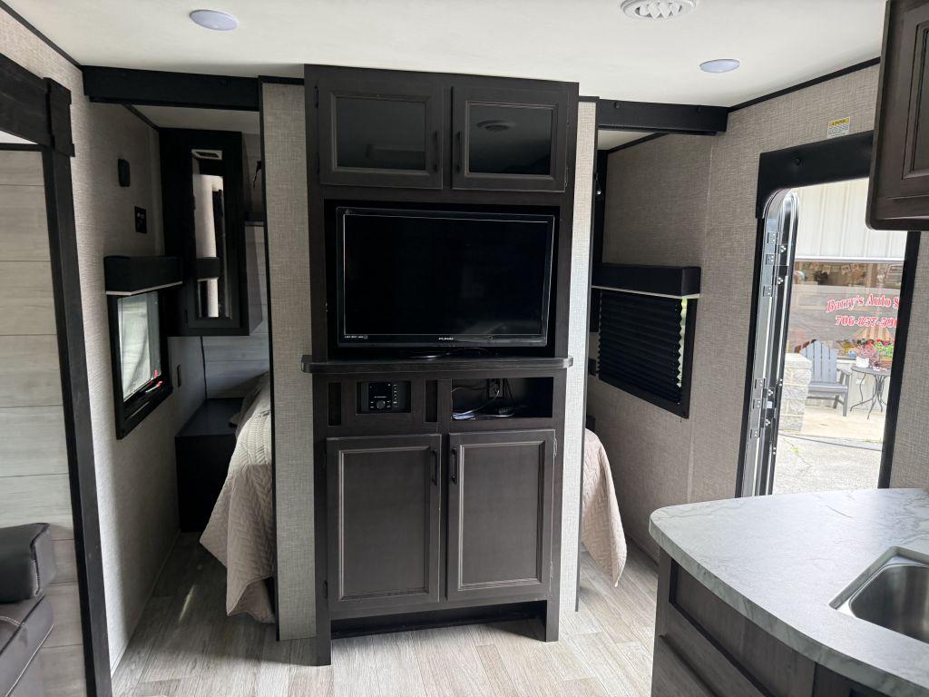 2022 Jayco Jayflight 267bhs - $18,900