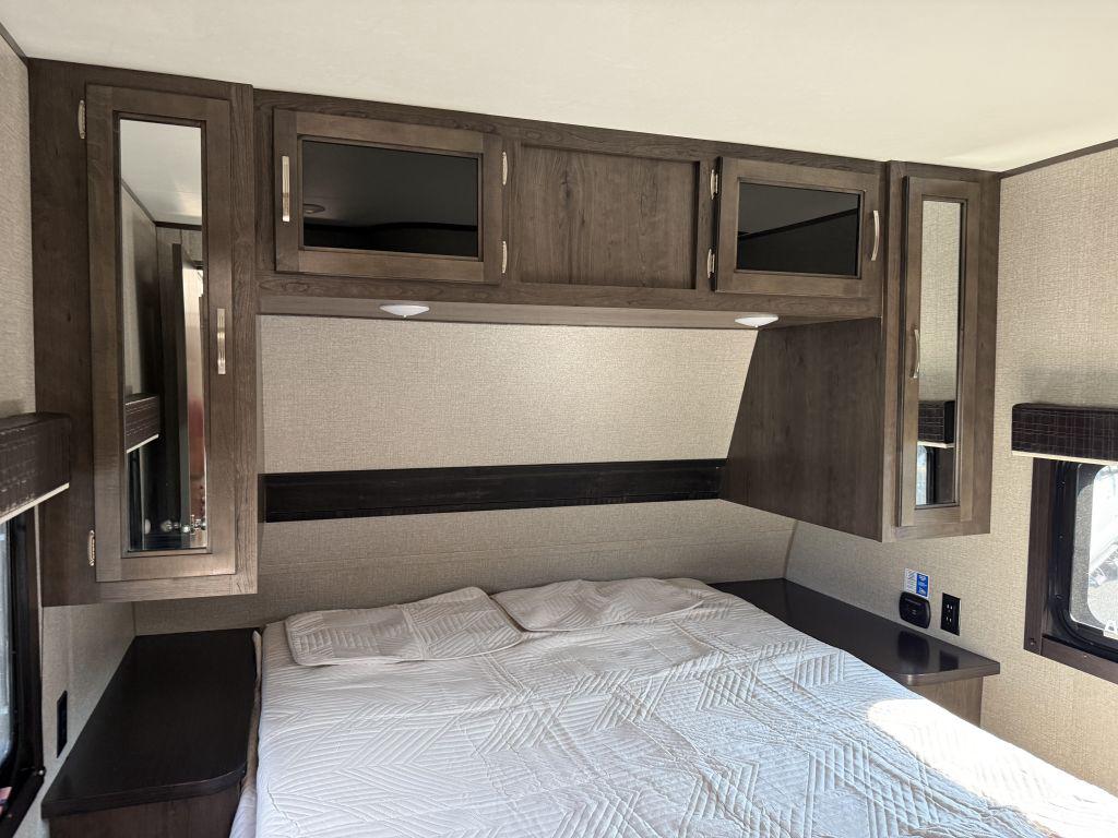 2020 Jayco Jayflight 33rbts - $19,900