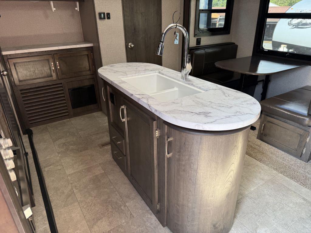 2020 Jayco Jayflight 33rbts - $19,900