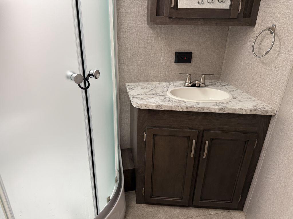 2020 Jayco Jayflight 33rbts - $19,900