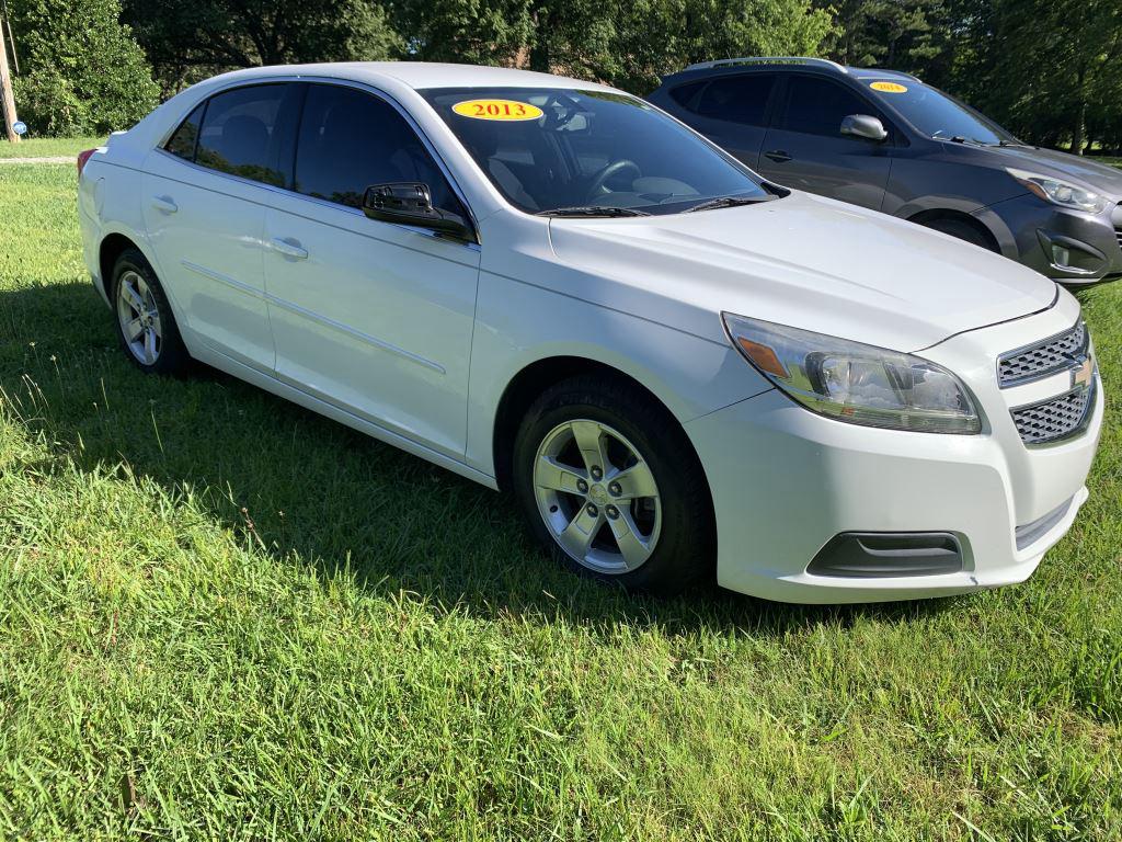 2013 Chevrolet Malibu - $6,495