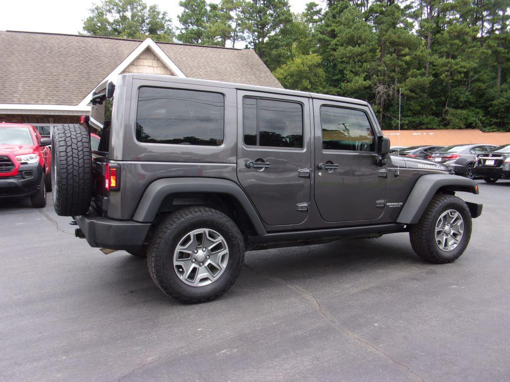 2016 Jeep Wrangler - $21,000