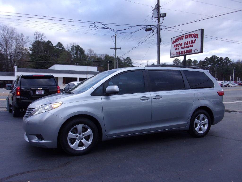 2017 Toyota Sienna