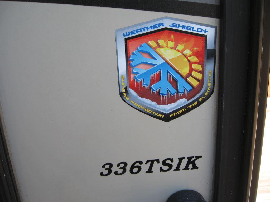 2016 Coachmen Chaparral - $32,000