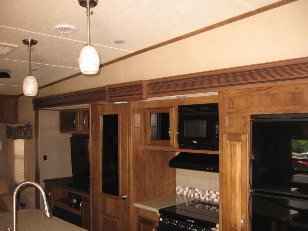 2016 Coachmen Chaparral - $32,000