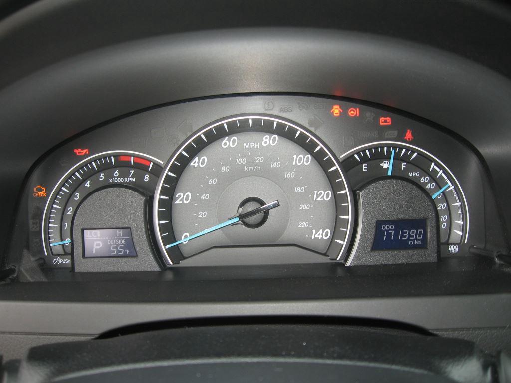 2013 Toyota Camry L photo